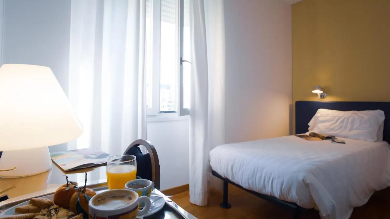 Mistral2 Hotel Oristano 4*,  Italia