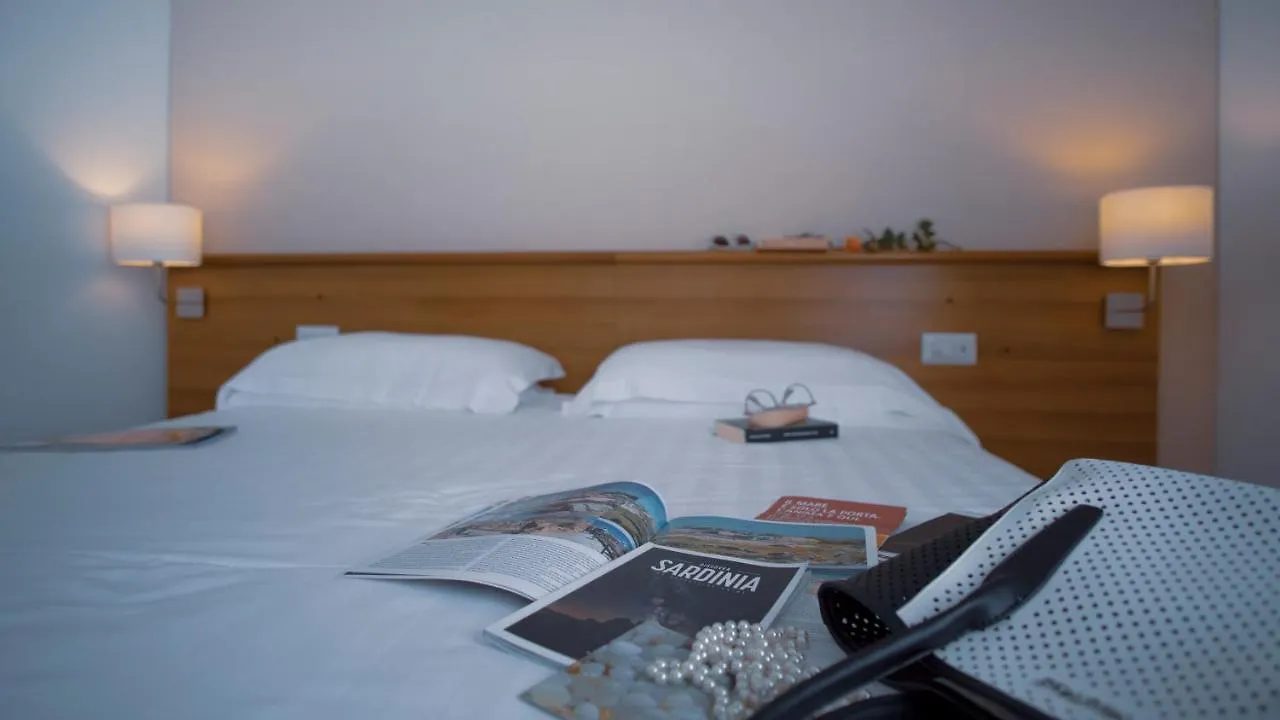 Mistral2 Hotel Oristano