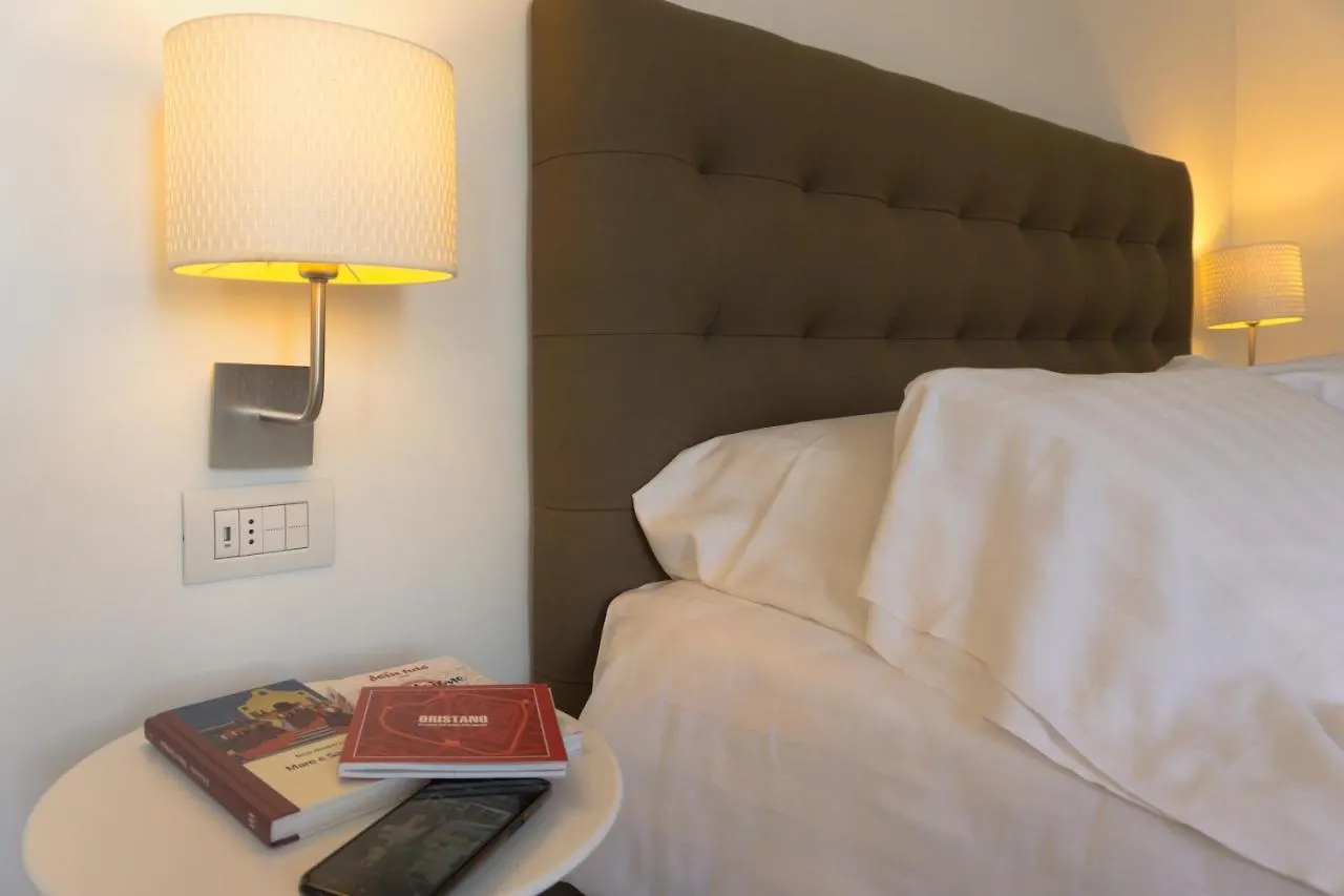 Mistral2 Hotel Oristano